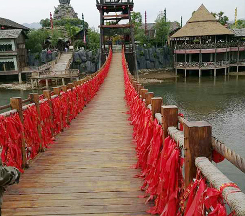 贵州防腐木吊桥